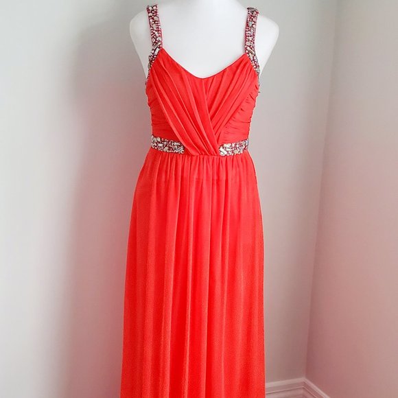 CITY TRIANGLES Sequined Gown Racer Back Sweetheart Neckline Pleats Layered Skirt - Picture 1 of 10